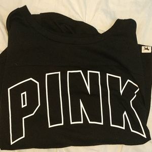 A PINK cropped armed soft shirt